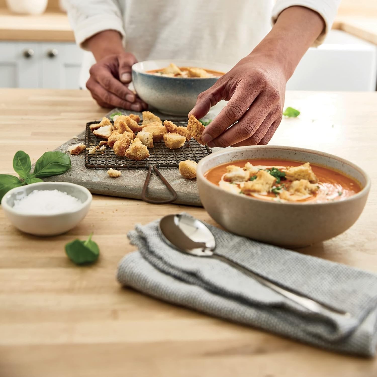 Kenwood 25L Microwave Oven with Grill, 800W MWM25.000BK Black/Silver 6