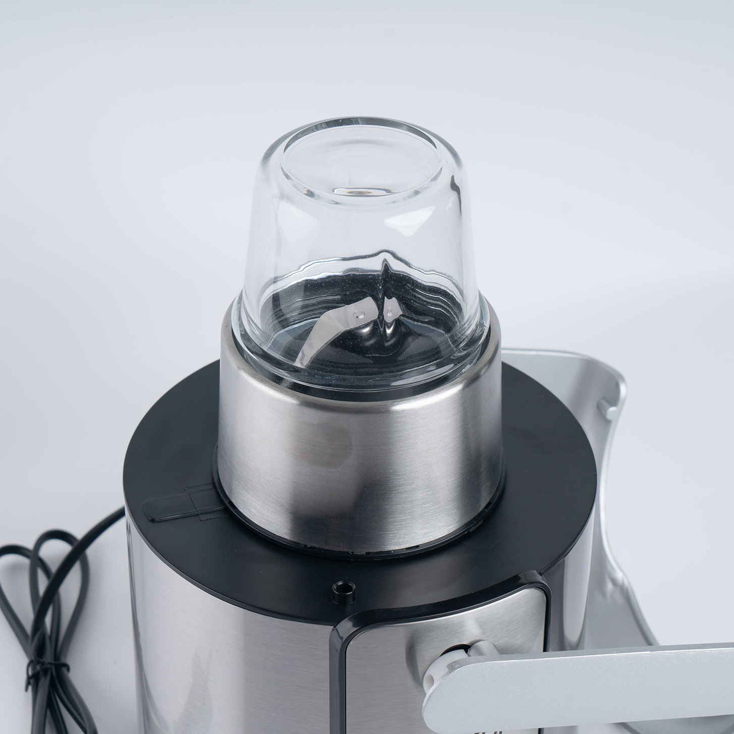 Extracteur de Jus et Robot Multifonction 4-en-1 ProTefal JE-J30A 9