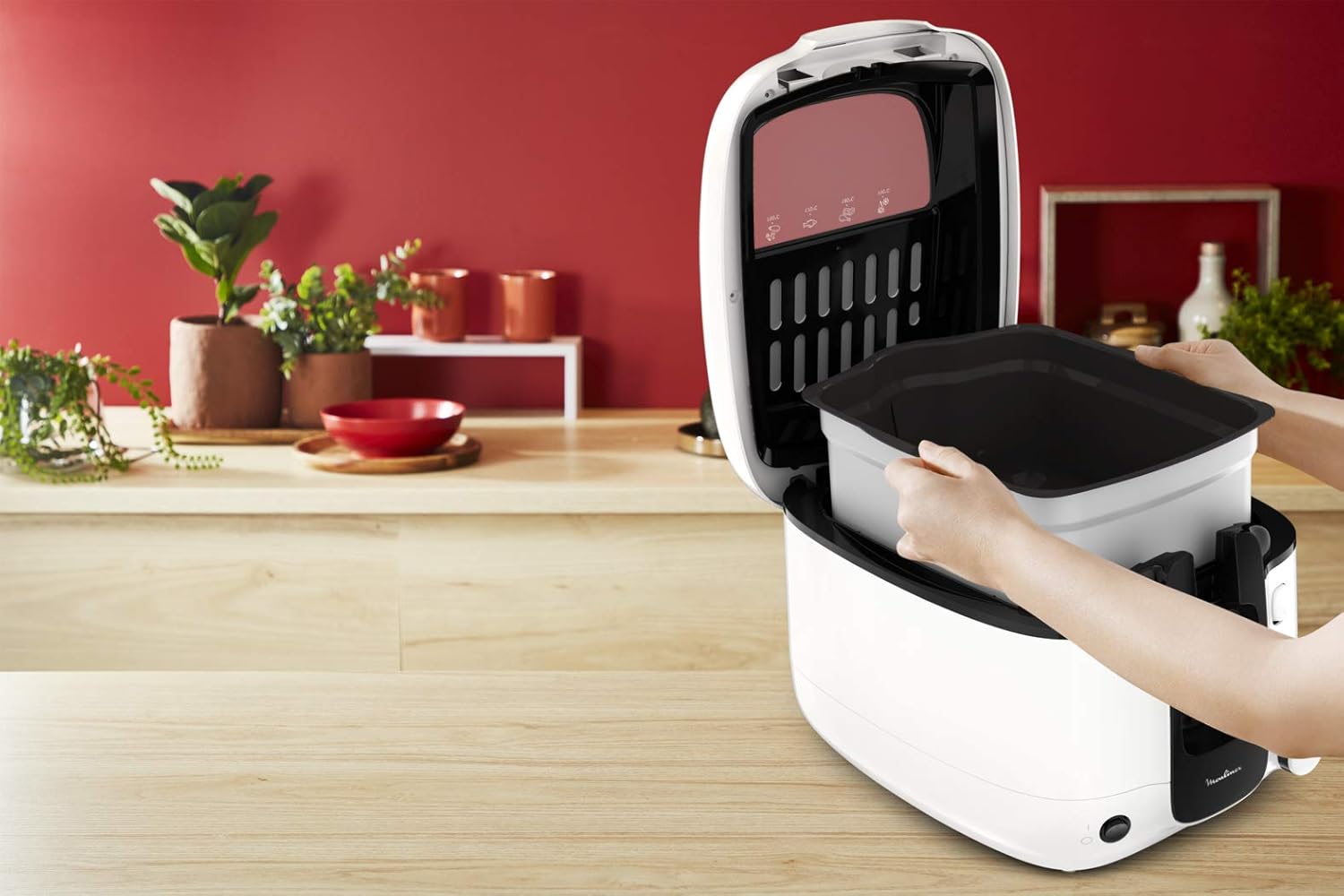 Moulinex Deep Fryer, 2.2L Oil, 1.5kg Fries, Non-stick Removable Bowl, Super Uno, White 5