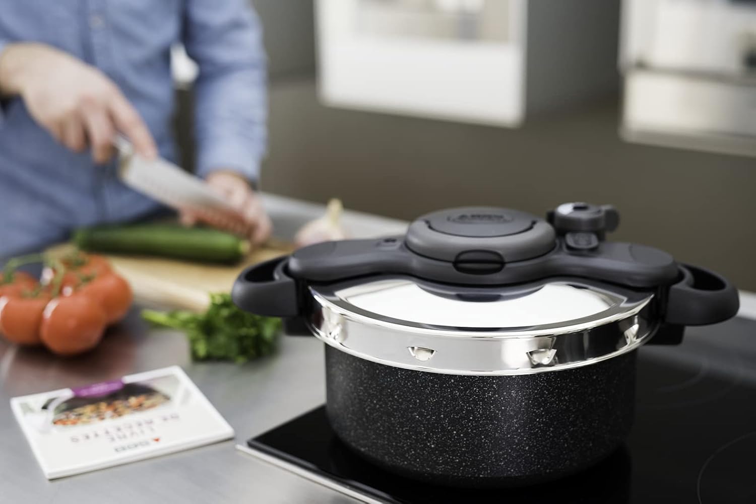 SEB ClipsoMinut' Ultra Resist Stone Finish Pressure Cooker 5L by Seb - View 2