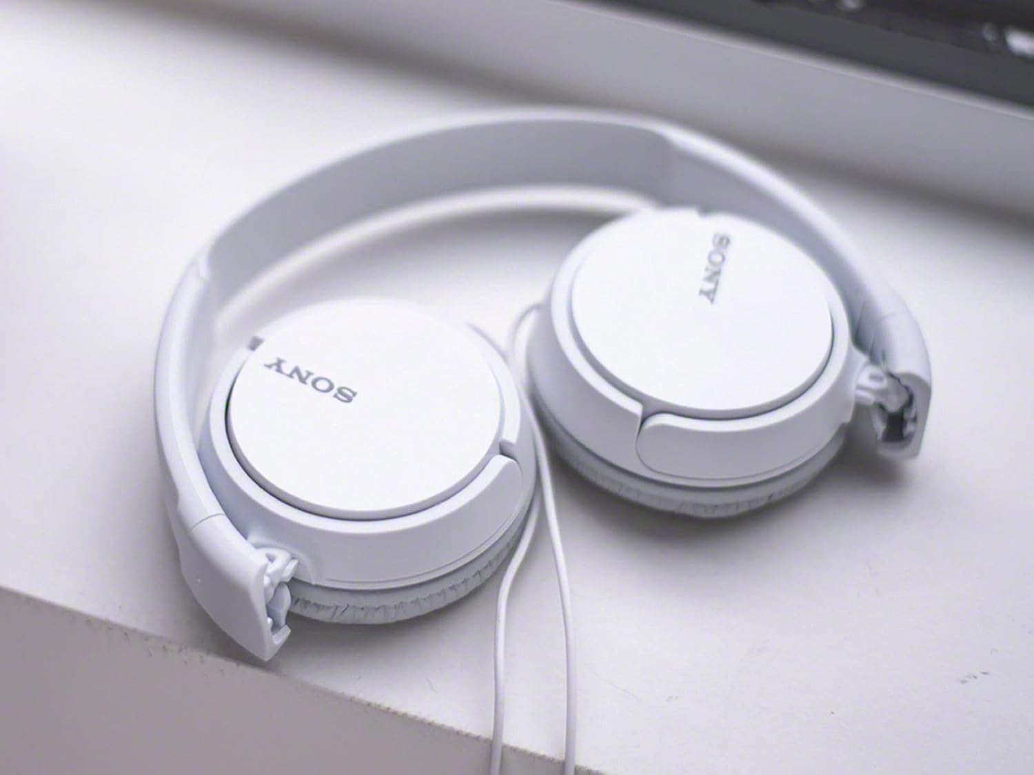 Sony ZX110 Foldable Headphones 3