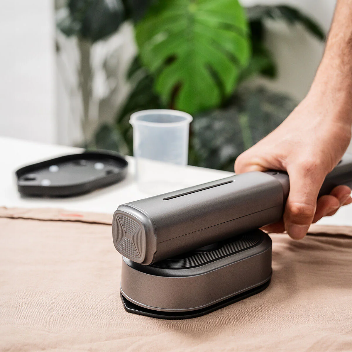 Vaoron InnovaGoods 2‑in‑1 Vertical Travel Steam Iron 5