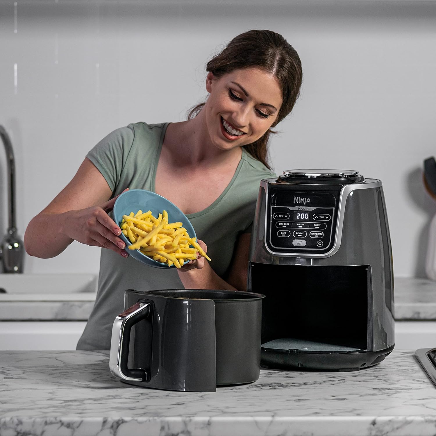 NINJA Air Fryer MAX Family Size, 5.2L AF160EU 3